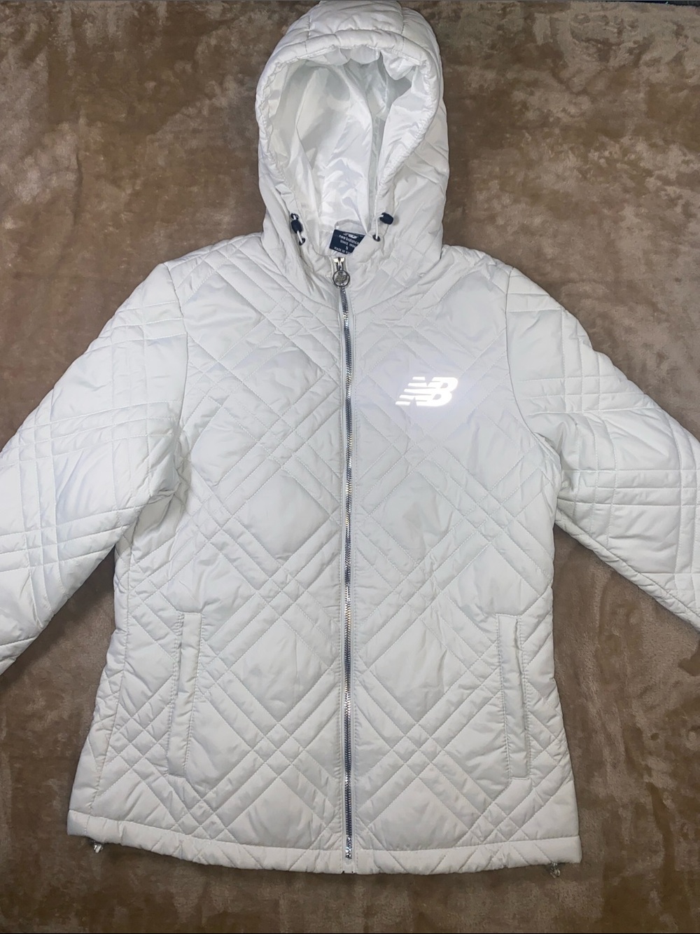 New Balance Women's White Quilted Hooded Puffer Jacket